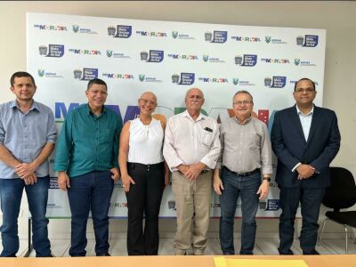 Imagem da notícia Vereadores e Prefeito de Figueirão buscam moradias e políticas para a Primeira Infância em Campo Grande